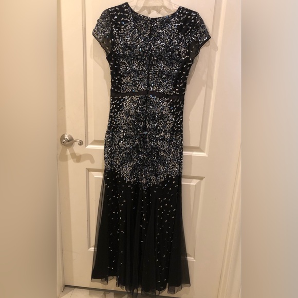 Adrianna Papell Beaded Cap Sleeve Gown, Black, size 6 US,Formal Long Dress, maxi - Picture 3 of 8